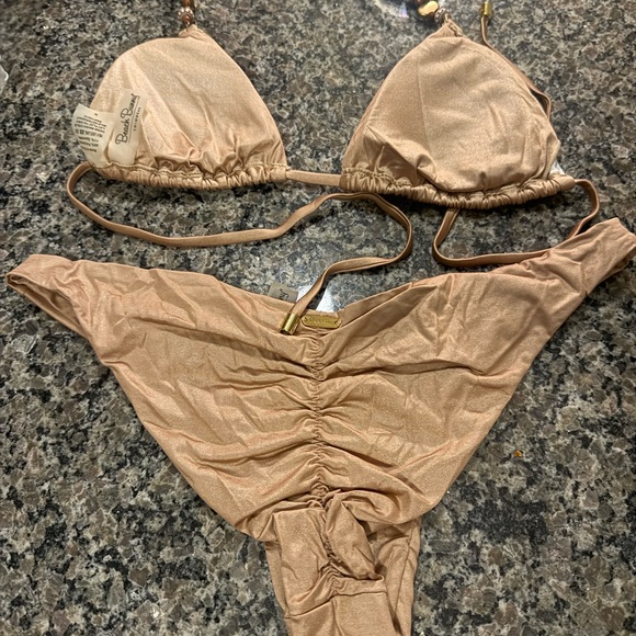 Beach Bunny ticket to paradise brown sugar - Picture 4 of 6